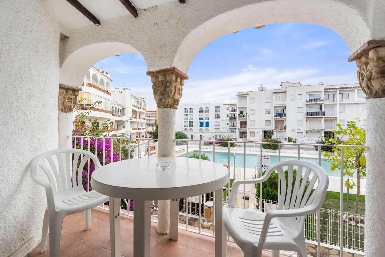 Apartment Welcs Apartamento 102 Emp Con Piscina Empuriabrava Spain